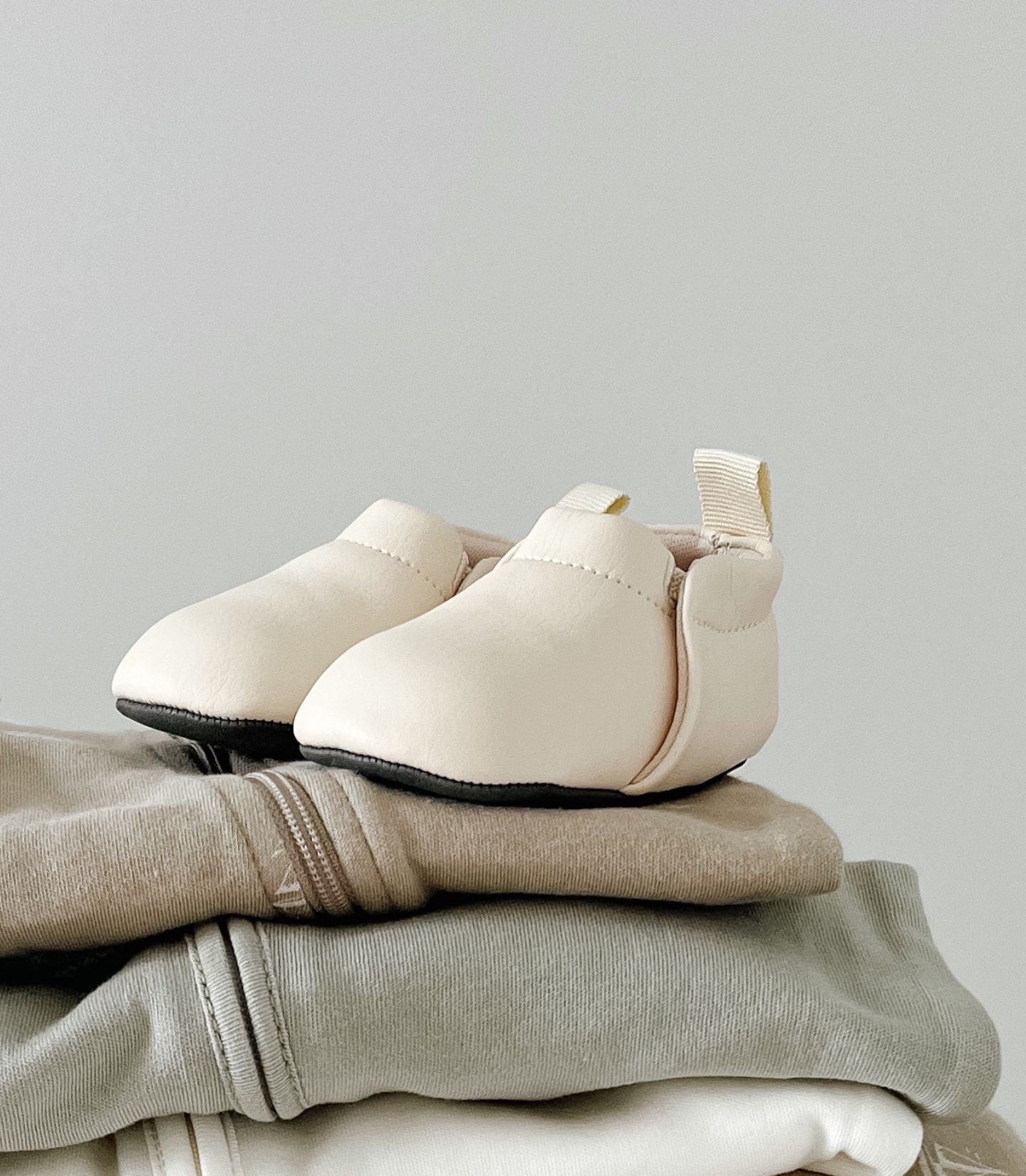 alt::Smoky Cream
