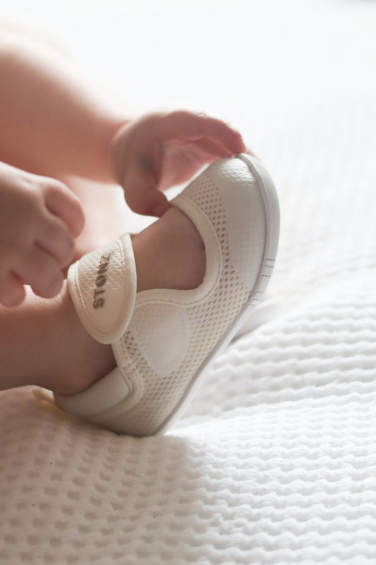 From First Steps to Fearless Play: What Parents Should Know About Baby Foot Development