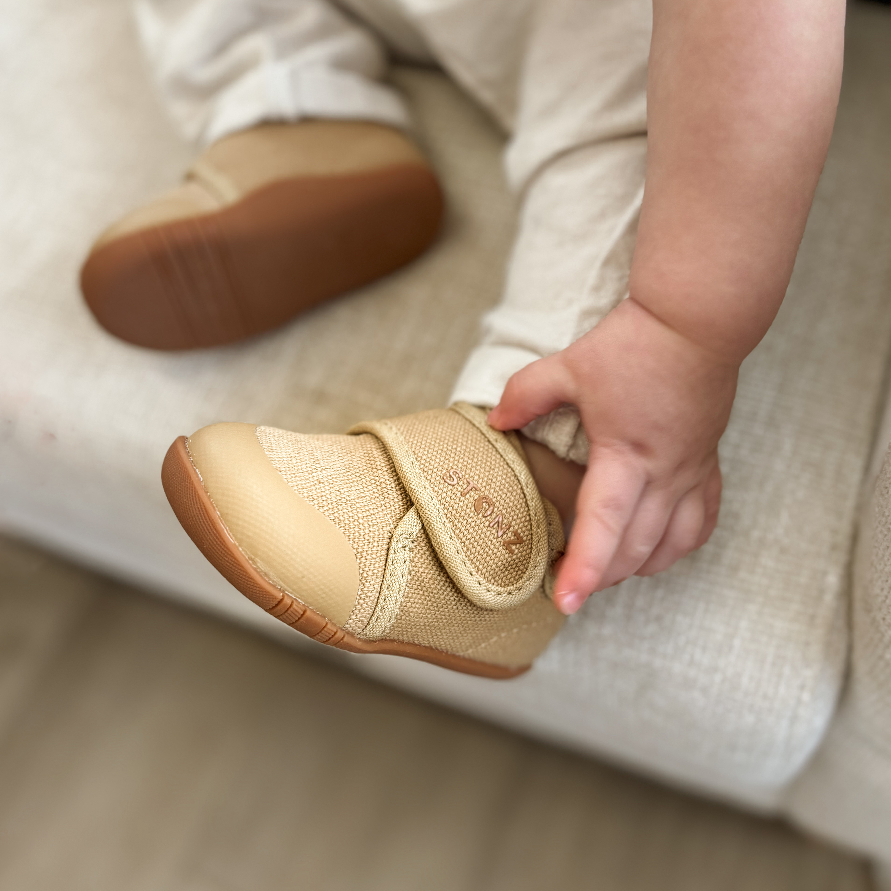 Cruiser Natural Shoes for Babies - Stonz alt::Tan
