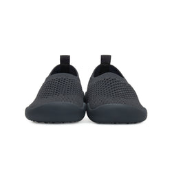 Stonz summer shoe roamer in Charcoal with modern style, for beach, sand and suff and  machine washable Frontview