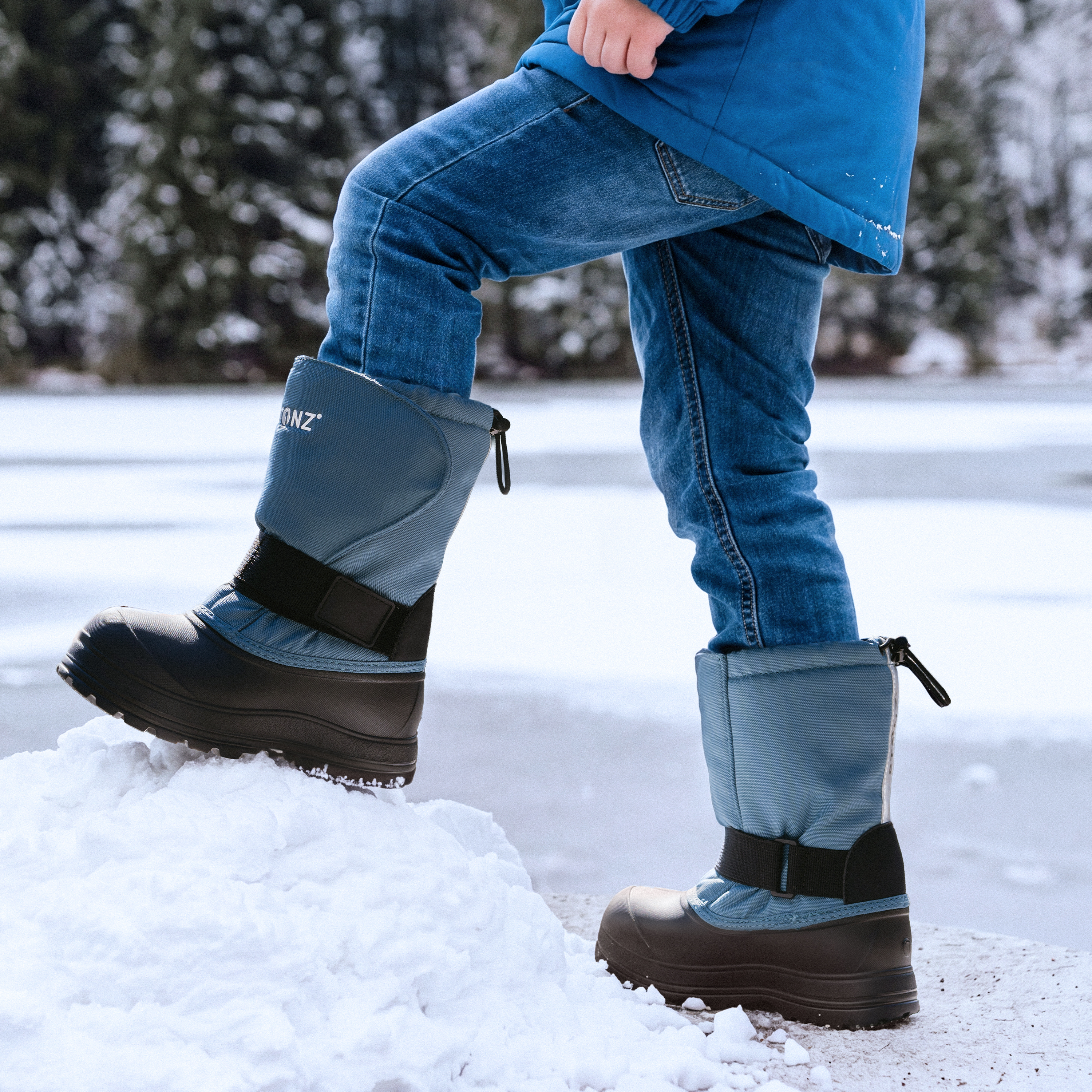 Trek Kid Ultra-Lightweight Insulated Winter Boot with Liner - Stonz alt::Denim