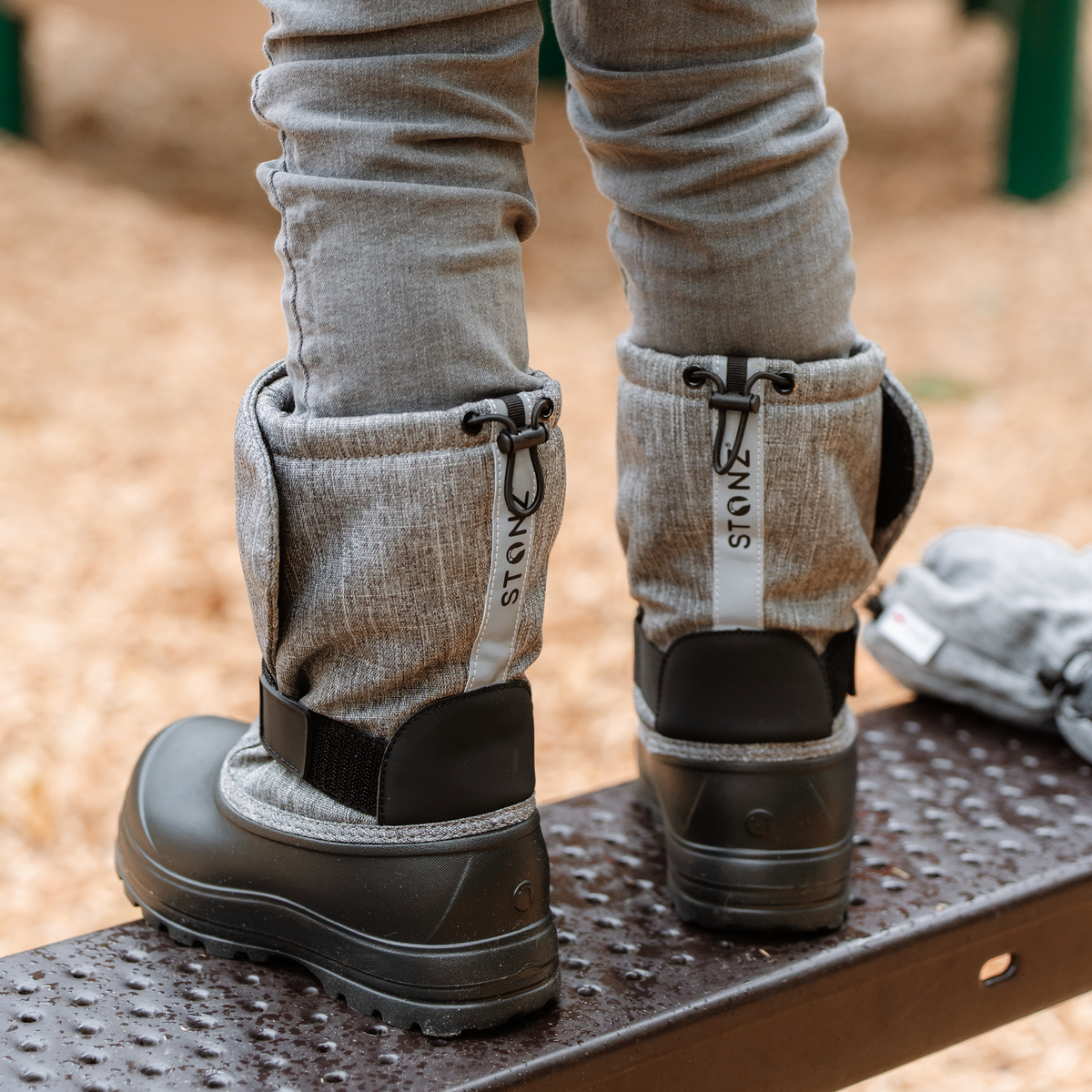 Trek Kid Ultra-Lightweight Insulated Winter Boot with Liner - Stonz alt::Heather Grey