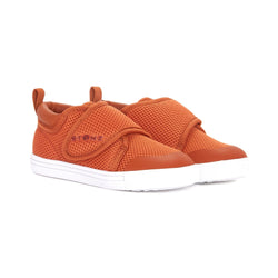 Stonz Cruiser Plus Toddler Shoe in Cinnamon. Supportive toddler runner with flexible sole and breathable fabric. ¾ turn view.